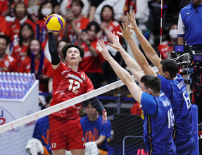 日本９連勝、決勝Ｔへ