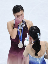 涙ぐむ坂本　五輪