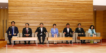 皇室典範、初の本格改正案