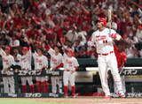「モンテロの勝ち越し２ラン　プロ野球」の画像1