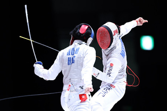 決勝で攻める松山　アジア大会
