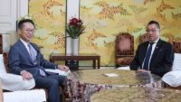 維新・国民、党首討論を要求