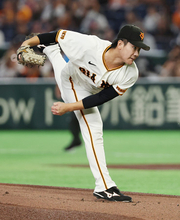 力投する井上　プロ野球