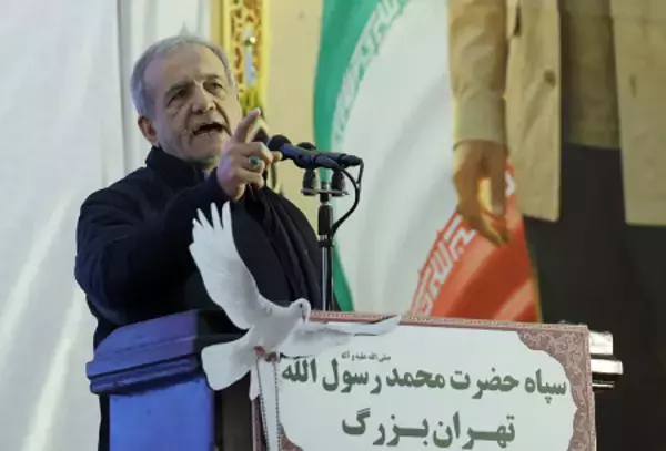 イラン抗議デモ死者４９０人か