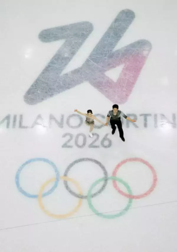 演技を終えた三浦、木原組　五輪