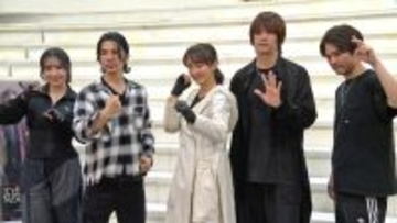 女殺し屋役の花總まり、「プロフィルに『趣味＝アクション』と書けるように頑張りたい」