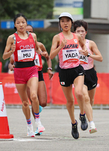 先頭を走る矢田　アジア大会