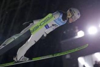 丸山希が６勝目＝高梨沙羅１０位、伊藤有希１１位―Ｗ杯ジャンプ女子