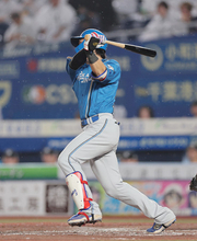 野村の先制打　プロ野球
