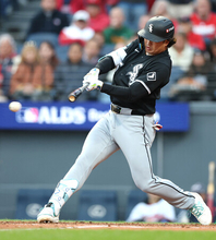 村上が適時打＝地区シリーズ第２戦―米大リーグ