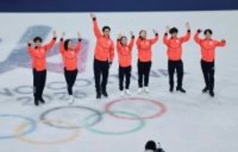 表彰式に臨む日本　五輪