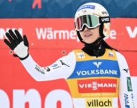 競技を終えた丸山　Ｗ杯ジャンプ女子