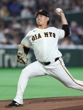 力投する井上　プロ野球