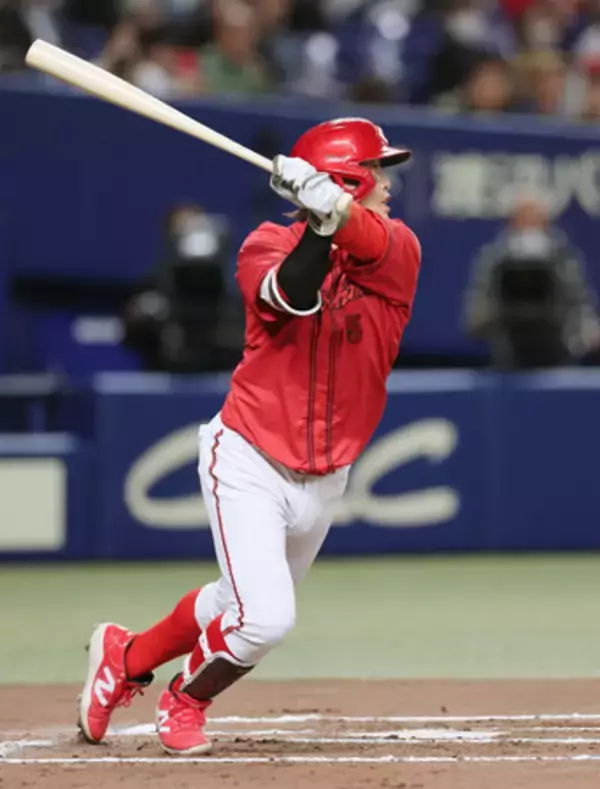 広島の小園、久々快音の適時打＝プロ野球