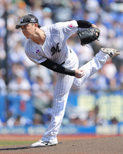 力投する田中　プロ野球