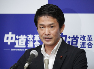 中道の小川代表「世論に耳傾ける」