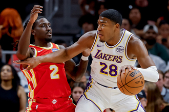 ＮＢＡのレーカーズ、２兆円で売却へ＝米報道