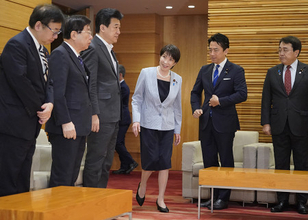 維新、閣僚１人で調整