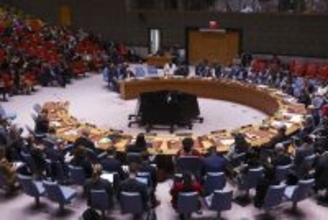 ホルムズ海峡安全確保の決議案否決