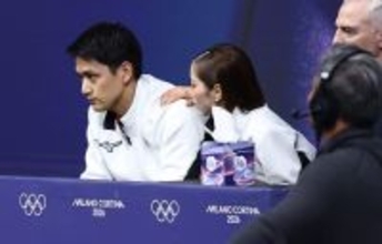 浮かない表情の木原　五輪