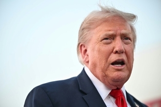 トランプ氏、カナダ製品に５０％の追加関税 ワインやホッケースティックなど