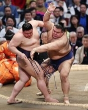 「理想の相撲」でホープ圧倒＝高安、充実の５連勝―大相撲春場所
