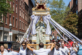 見よ！　イタリア移民の伝統祭り