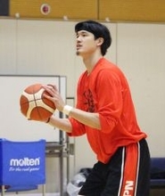 渡辺「絶対に勝たないと」＝バスケ男子、Ｗ杯予選に向け合宿公開