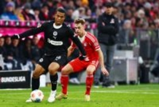 バイエルン戦の藤田　サッカー