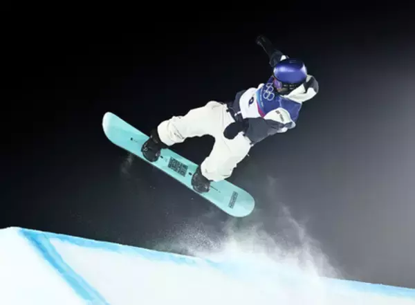 荻原が１位で決勝へ＝日本勢は４人全員が予選突破―スノーボード〔ミラノ・コルティナ五輪〕