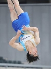 橋本、ゆかで流れ＝体操ＮＨＫ杯