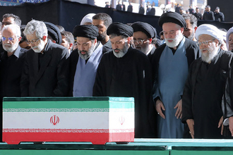 イラン首都で故ハメネイ師の葬列