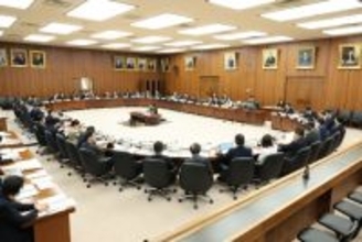 衆院憲法審が今国会初討議