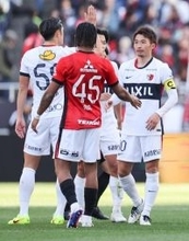 試合を終えた柴崎　Ｊリーグ