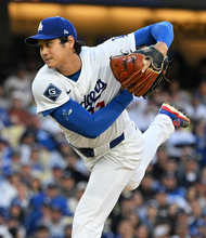 ドジャース先発の大谷　大リーグ