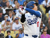 「大谷が先頭打者アーチ　大リーグ」の画像1