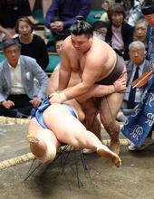 霧島、反省忘れず＝大相撲秋場所