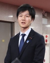 ウナギ規制、否決に安堵