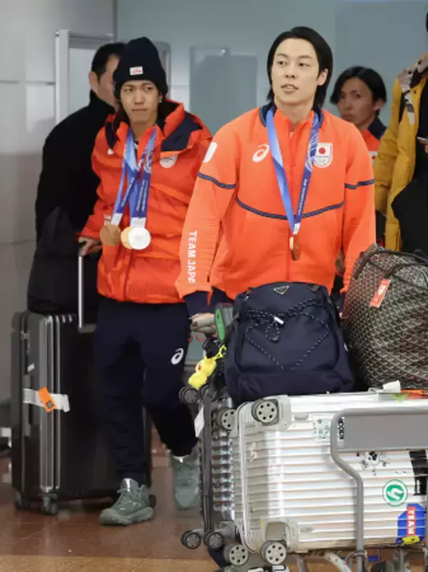 帰国した二階堂と小林陵　五輪