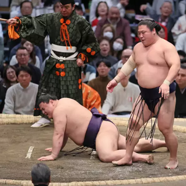 敗れた義ノ富士