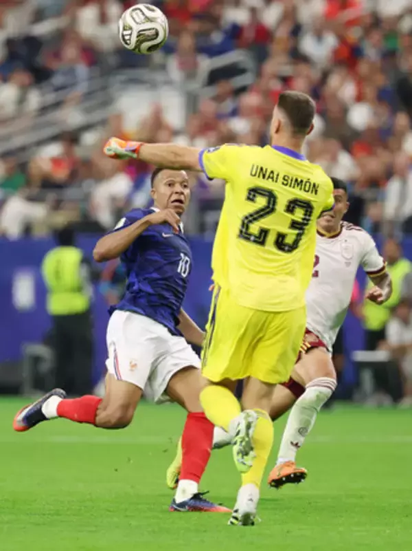 大一番で初めて輝けず＝フランスのエムバペ、失望大きく―Ｗ杯サッカー