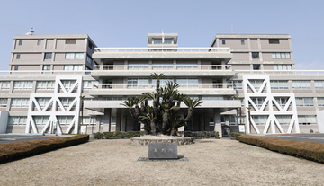 「ゾンビたばこ」譲渡で有罪判決＝３８歳男、元カープ選手に―広島地裁
