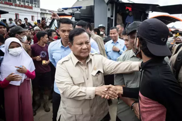豪雨の死者１０００人超に