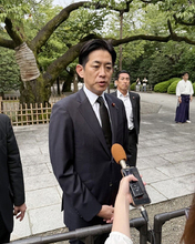 自民・小林氏が靖国参拝