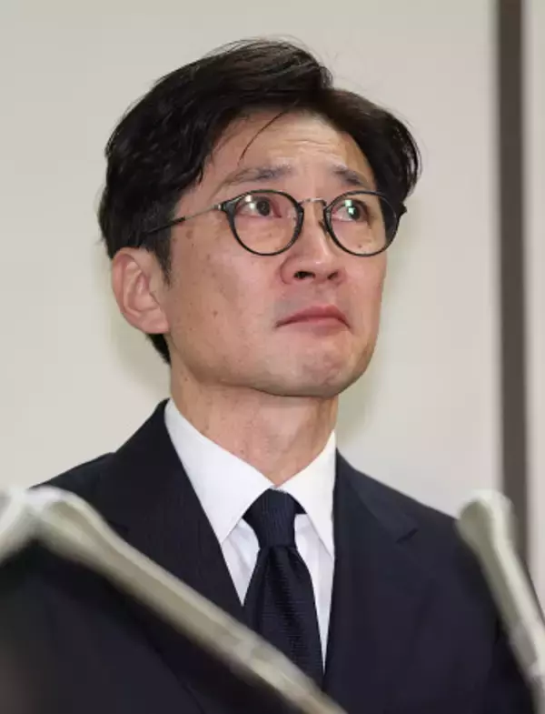 「当事者の方におわびを」