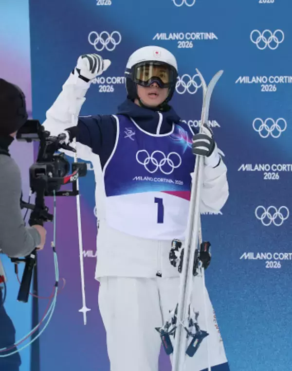 決勝１回目を終えた堀島　五輪