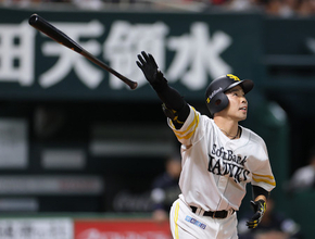 近藤のソロ　プロ野球