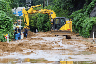 引き続き土砂災害など警戒　北陸豪雨