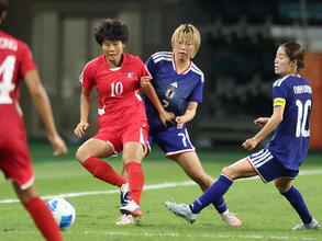 競り合う浜田　アジア大会