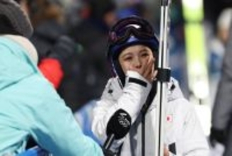 涙を見せる高梨　五輪
